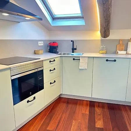 Casa Del Tratado A By Ybh *